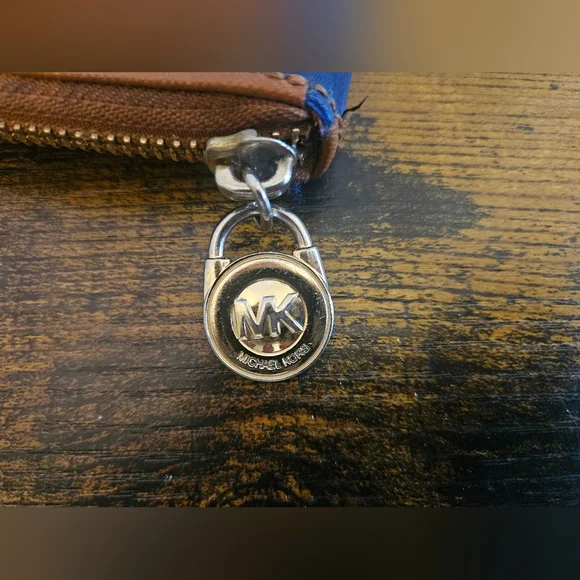 Michael Kors Blue & Tan Zip-Around Continental Wallet - Picture 6 of 9